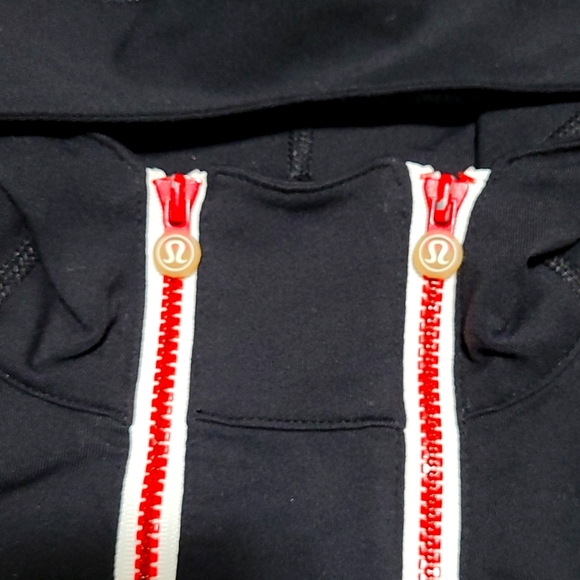 Size adjustable-Lululemon black Hoodie Jacket w/ Double Front Zippers - Picture 4 of 9